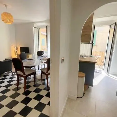 Apartment De Charme Centre Vieux Village